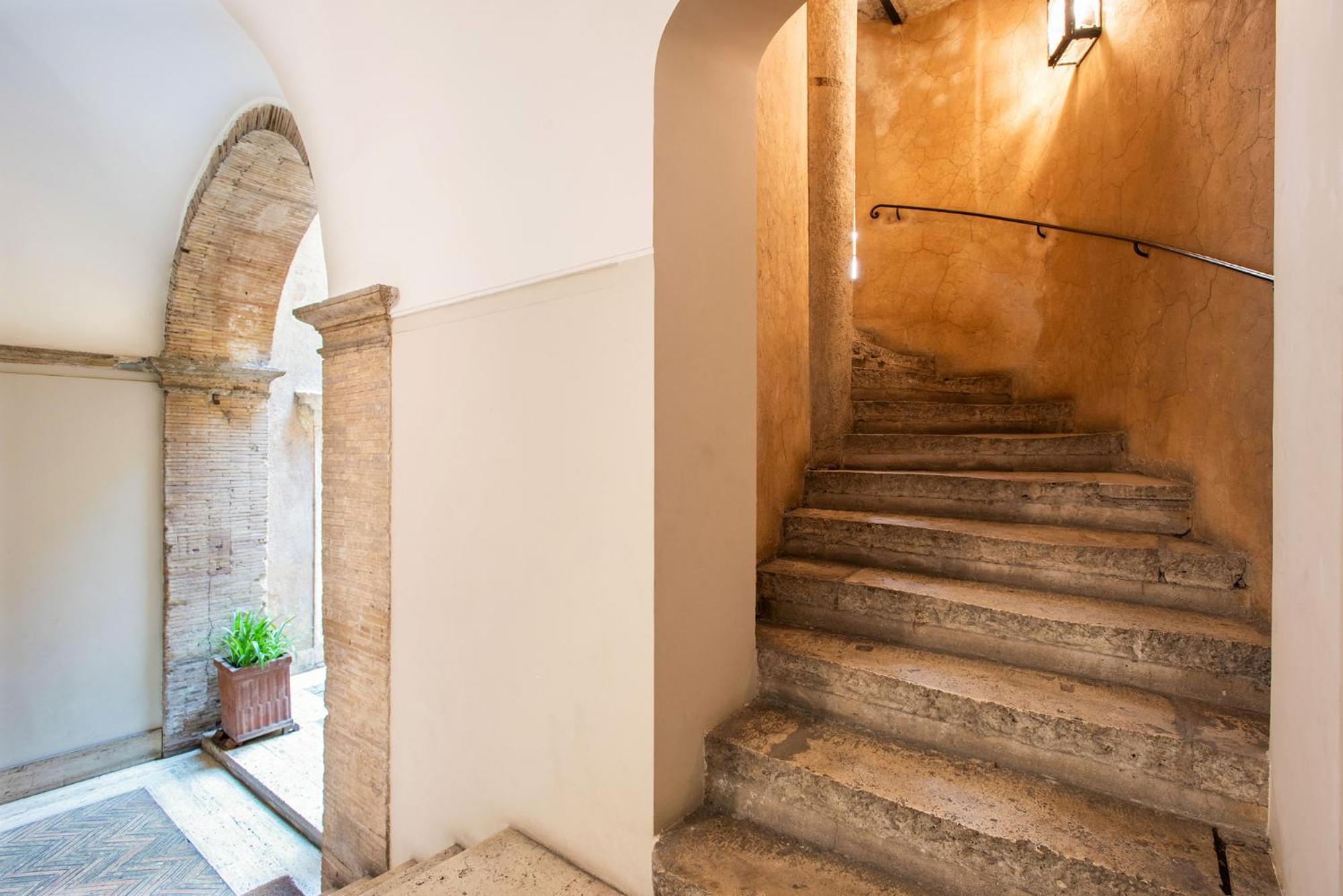Avila Palace Piazza Navona Apartment *