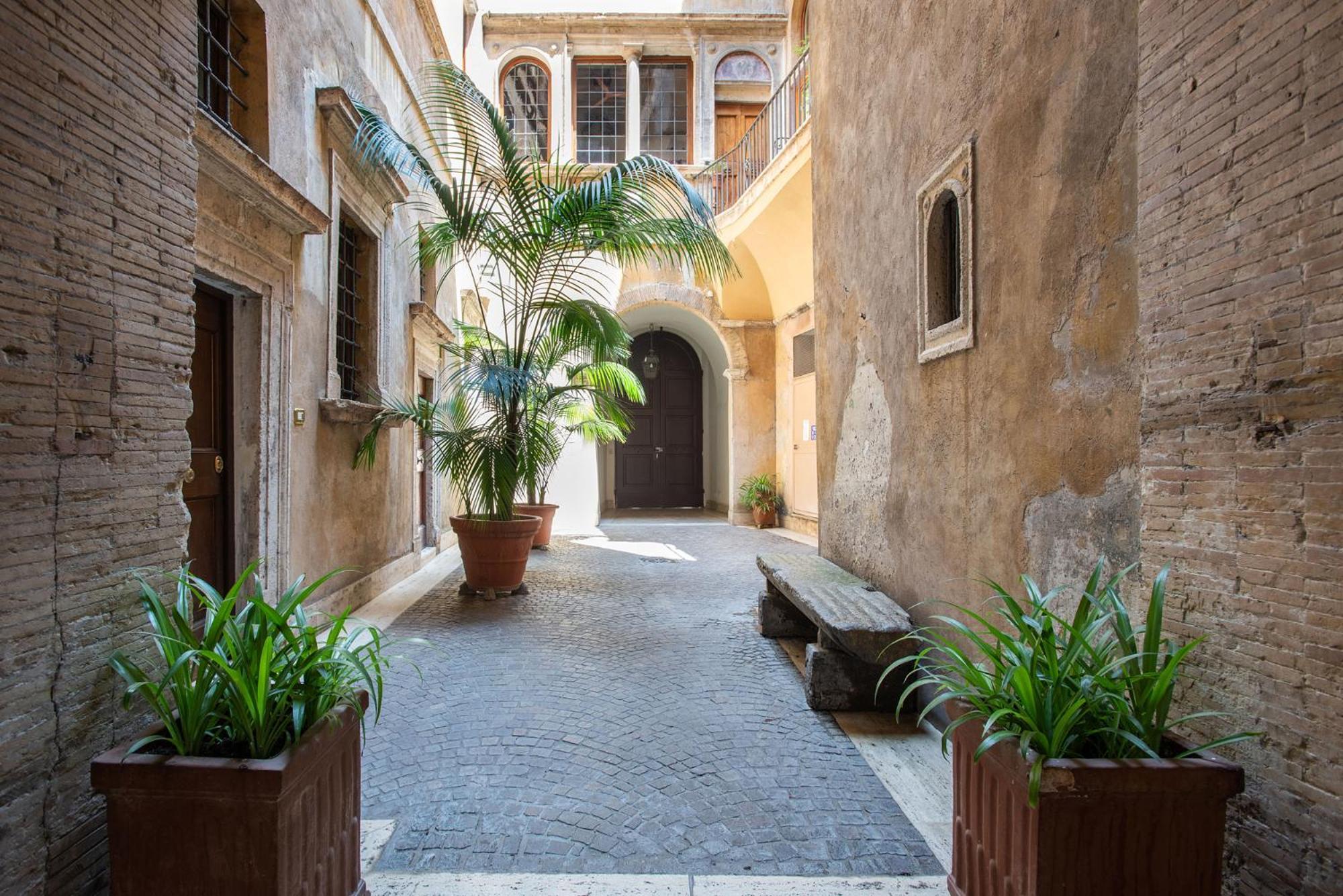 Avila Palace Piazza Navona Apartment *